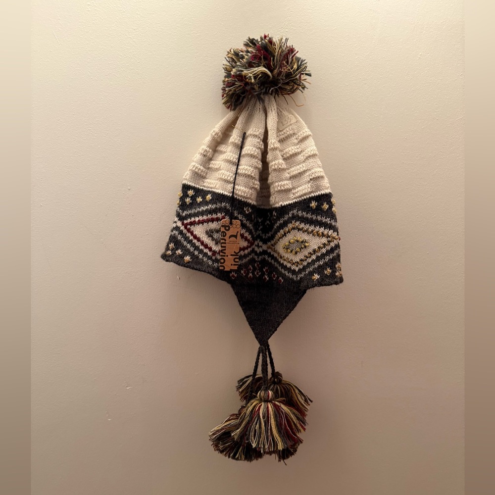 Peruvian Link Diamond Chullo Hat